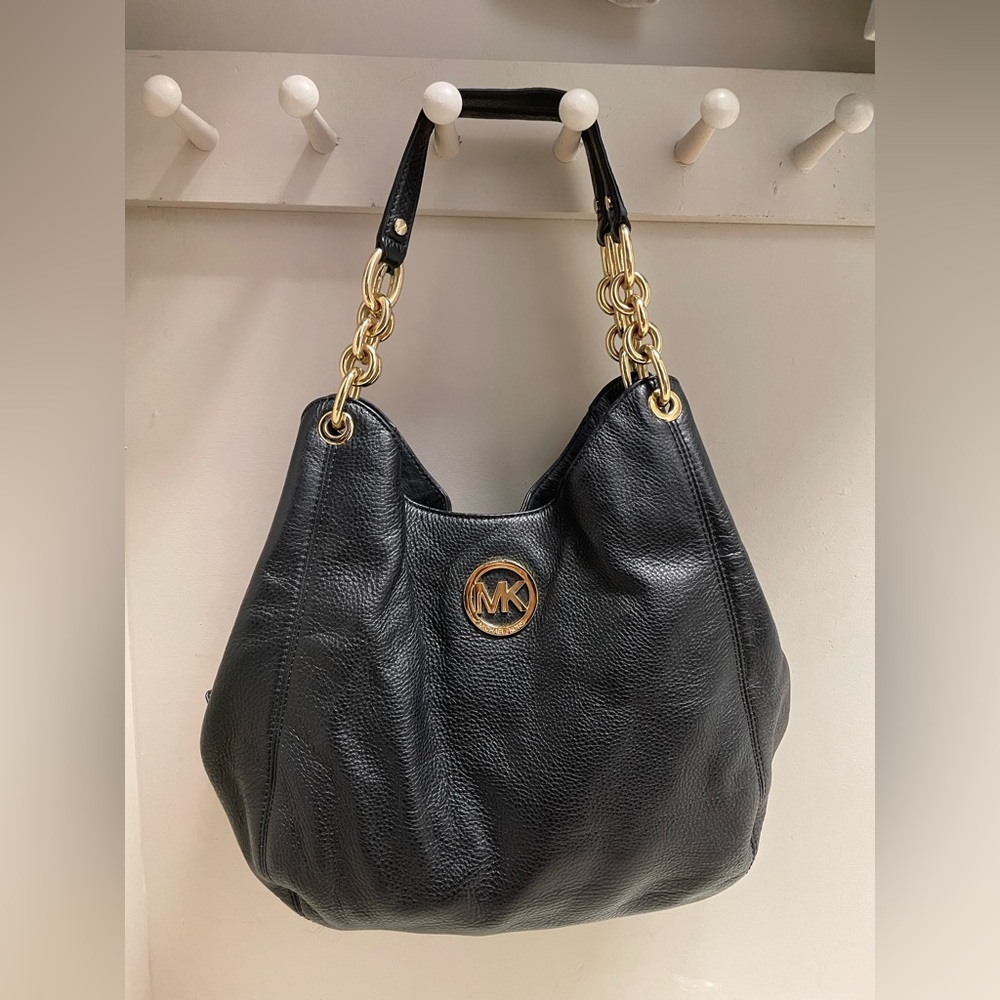 Michael Kors large black leather should bag.
